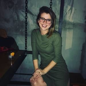 Meet your Posher, Laura